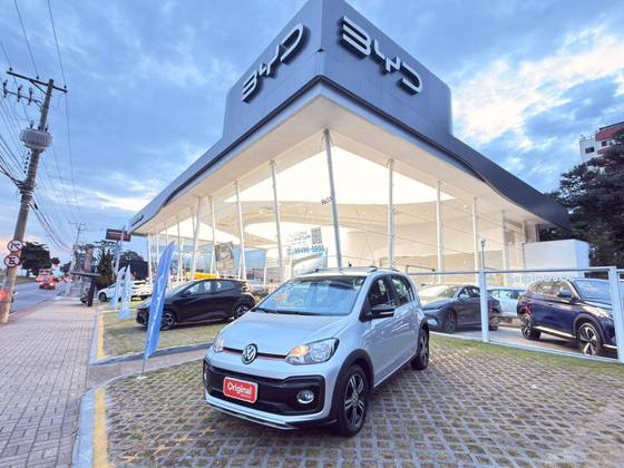 VOLKSWAGEN UP 1.0 170 TSI TOTAL FLEX XTREME 4P MANUAL